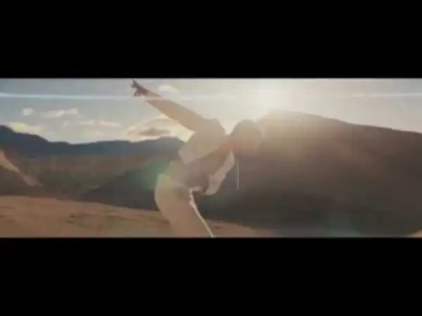 Video: Gabriel Garzón-Montano – Golden Wings